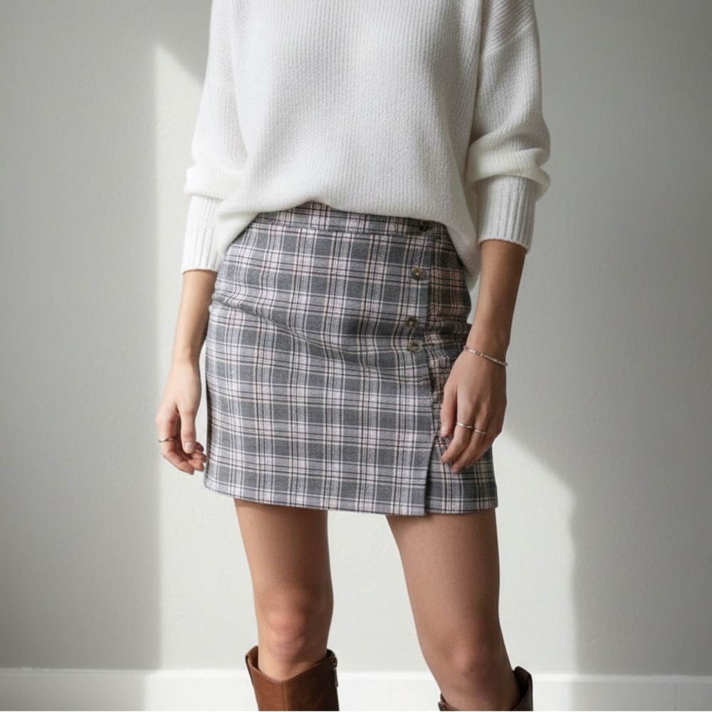 Aeropostale Clueless Style Plaid Mini Skirt | Checkered with Button Accents | M